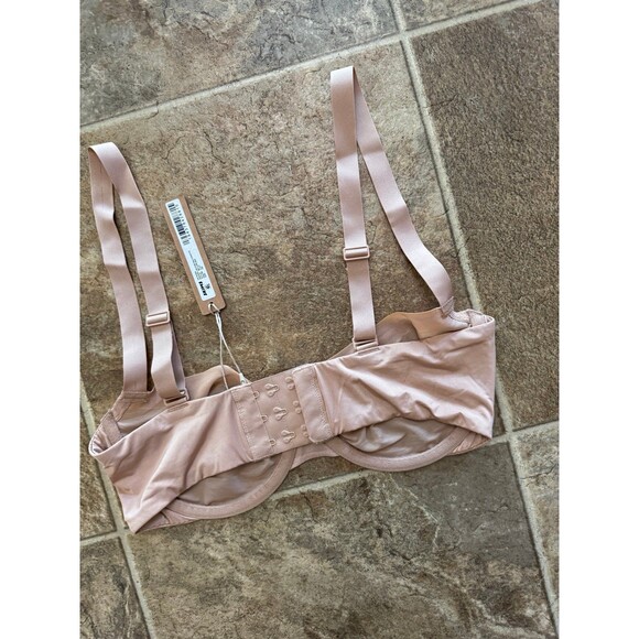 Skims No Show Unlined Demi Bra Clay Size 32C - Picture 6 of 9